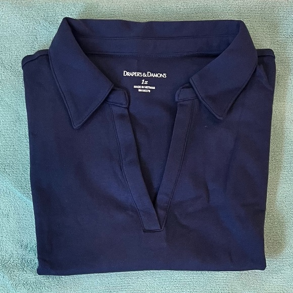 NWT Drapers & Damons Essential V-Neck Polo Tank. Navy. 1x. - Picture 2 of 4